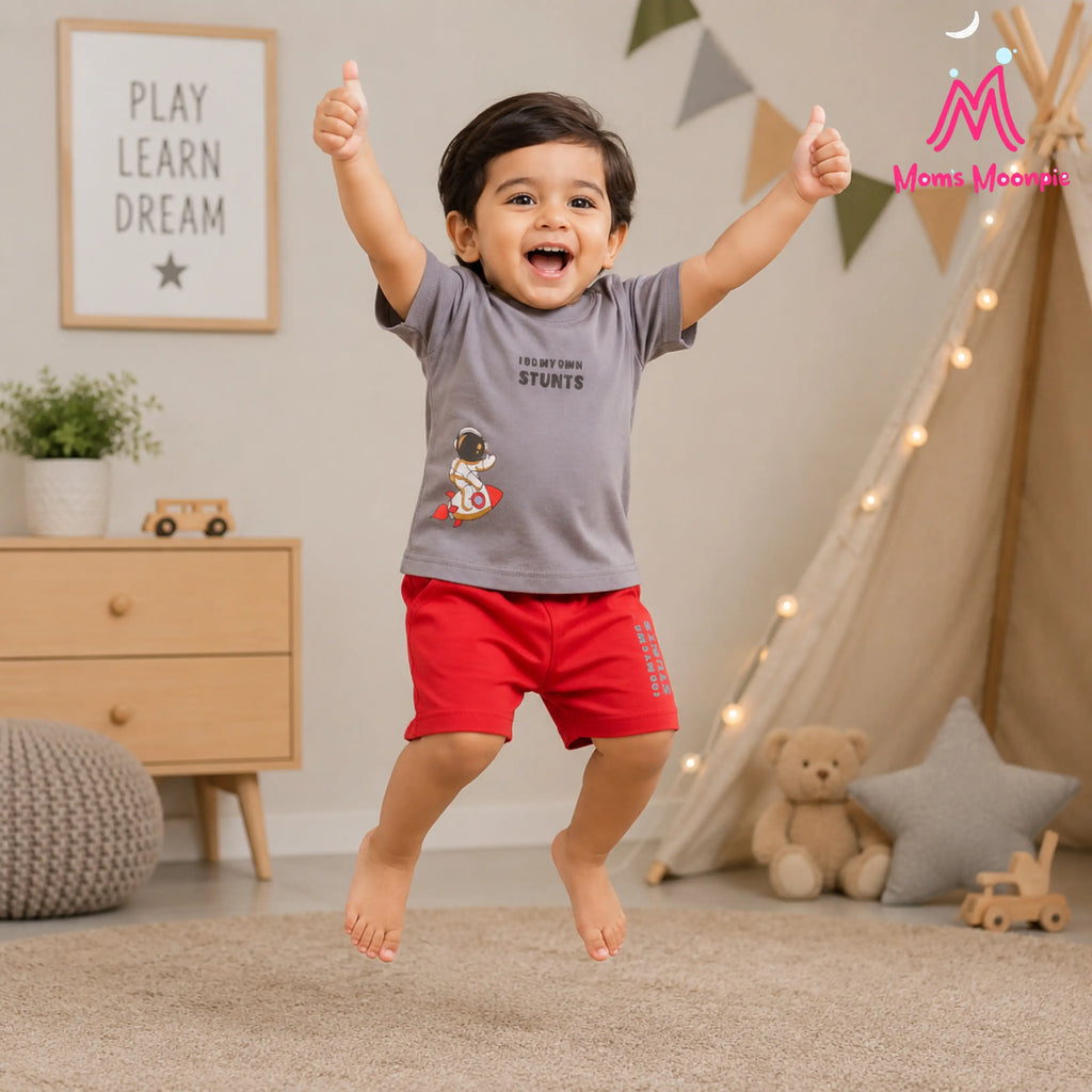 Mom's Moonpie Boys Grey Astronaut Print T-Shirt & Red Shorts Set